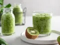 Zielone koktajle z blendera, inspirowane świeżymi owocami kiwi i warzywami. Idealne przepisy na zdrowe koktajle z blendera.