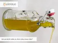 Olej wylewa się z butelki. Jak sobie poradzić ze zbyt niską masą ciała i niedowagą?