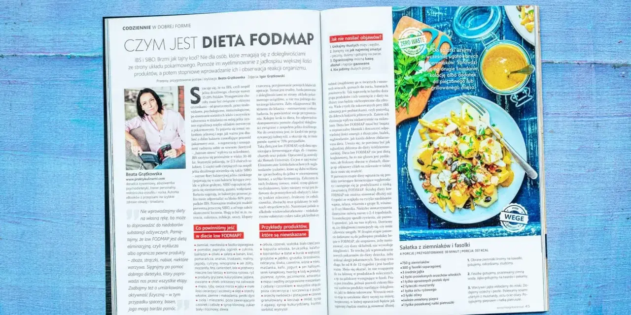 Dieta FODMAP pomaga przy problemach z jelitami. Na zdjęciu danie z ziemniaków i fasolki, idealne dla osób stosujących dietę FODMAP.