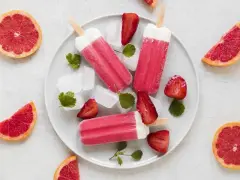 Przepisy na zdrowe lody: smaczne i łatwe lody bez cukru w domu