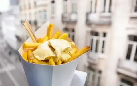 Jak upiec dietetyczne frytki, które są smaczne i niskokaloryczne