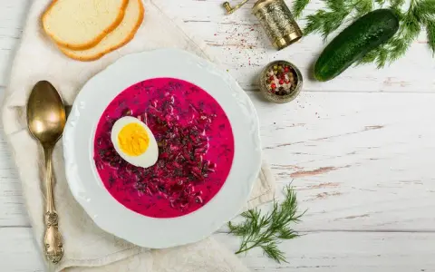 Prosty przepis na zupę bezglutenową, która zachwyci smakiem