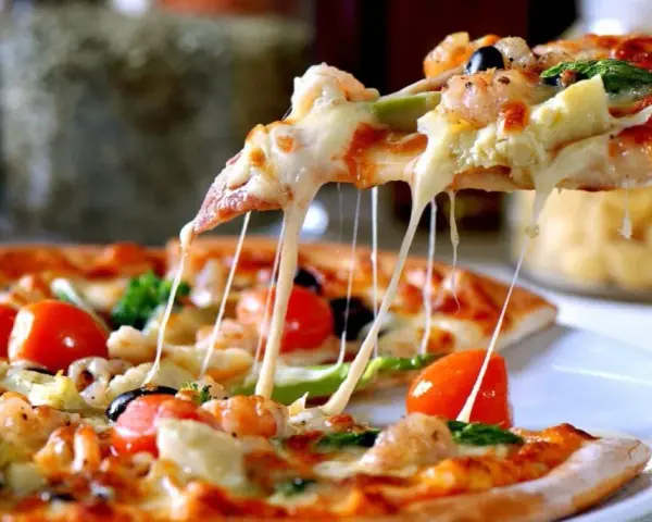 Ile kcal ma domowa pizza? Zaskakujące kalorie w ulubionym daniu