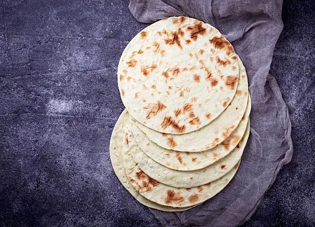 Zdjęcie Ile kcal ma wrap z mąki? Odkryj nieznane kalorie i składniki